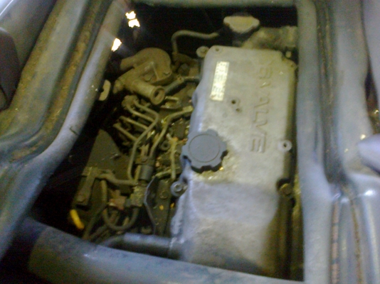 รถตู้6ล้อHINO รถออกห้างแท้ เครื่องดีเซล16วาล์ว(ลดเหลือ390000)