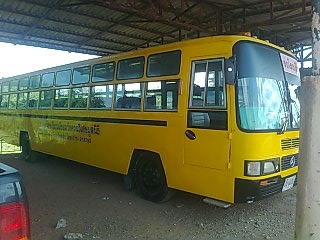 ขายรถบัสพัดลม 2 คัน 1.HINO เครื่อง HO7C 185 แรงม้า 42 ที่นั่ง คัสซี BX340-40319 ยาว 10.50 เมตร 2.HINO เครื่อง EH700 168 แรงม้า 42 ที่นั่ง คัสซี BX340-40327 ยาว 10.50 เมตร ราคาคันละ 350000กับ300000