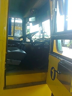 ขายรถบัสพัดลม 2 คัน 1.HINO เครื่อง HO7C 185 แรงม้า 42 ที่นั่ง คัสซี BX340-40319 ยาว 10.50 เมตร 2.HINO เครื่อง EH700 168 แรงม้า 42 ที่นั่ง คัสซี BX340-40327 ยาว 10.50 เมตร ราคาคันละ 350000กับ300000