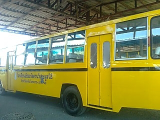 ขายรถบัสพัดลม 2 คัน 1.HINO เครื่อง HO7C 185 แรงม้า 42 ที่นั่ง คัสซี BX340-40319 ยาว 10.50 เมตร 2.HINO เครื่อง EH700 168 แรงม้า 42 ที่นั่ง คัสซี BX340-40327 ยาว 10.50 เมตร ราคาคันละ 350000กับ300000