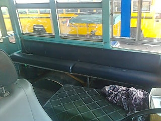 ขายรถบัสพัดลม 2 คัน 1.HINO เครื่อง HO7C 185 แรงม้า 42 ที่นั่ง คัสซี BX340-40319 ยาว 10.50 เมตร 2.HINO เครื่อง EH700 168 แรงม้า 42 ที่นั่ง คัสซี BX340-40327 ยาว 10.50 เมตร ราคาคันละ 350000กับ300000