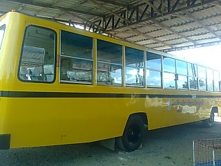 ขายรถบัสพัดลม 2 คัน 1.HINO เครื่อง HO7C 185 แรงม้า 42 ที่นั่ง คัสซี BX340-40319 ยาว 10.50 เมตร 2.HINO เครื่อง EH700 168 แรงม้า 42 ที่นั่ง คัสซี BX340-40327 ยาว 10.50 เมตร ราคาคันละ 350000กับ300000