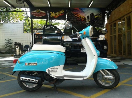 ขาย สกูตเตอร์ honda Giorno 2 คัน 4เกียร์(โซ่) กับ ออโต้