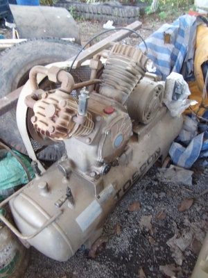 ปั้มลม TOSHIBA 5 แรง พร้อมใช้งาน