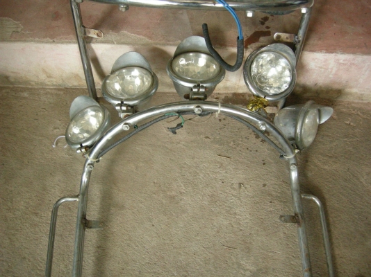 ขายชุดไฟแต่ง สคูบี้/ฟีโน /เวสป้า 4ดวงและ5ดวง ขายชุดไฟแต่ง สคูบี้/ฟีโน /เวสป้า 4ดวงและ5ดวง