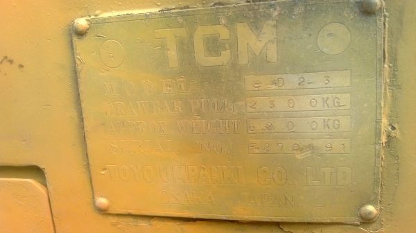 รถตักล้อยาง TCM SD23