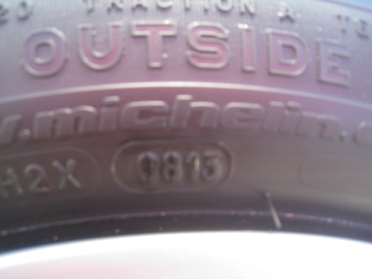 ขายกะทะล้อ honda city ขอบ15+ฝาครอบ +ยางป้ายแดงปี13 (081-3747940)