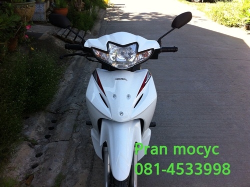 ขายhonda wave สีขาวเเดง ปี2555