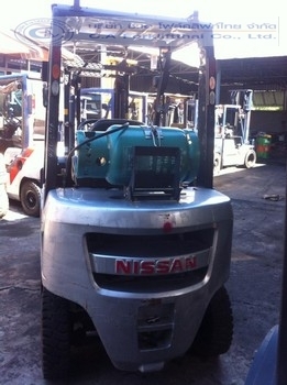 ขาย รถโฟล์คลิฟท์ NISSAN รุ่น EBT-P1F2