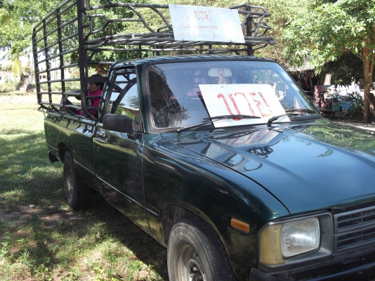 รถ  toyota ม้ากระโดดสภาพพร้อมใช้งาน