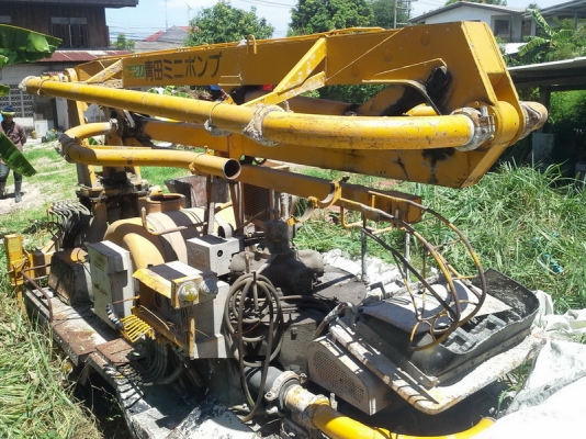 ปั๊มปูน สำหรับติดตั้งบนรถ 6 ล้อใหญ่ ปั๊มปูน สำหรับติดตั้งบนรถ 6 ล้อใหญ่