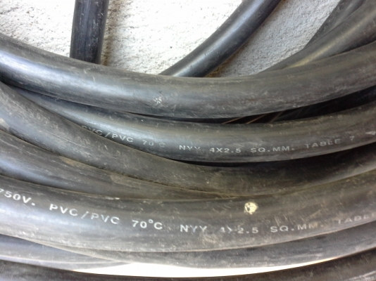 ขายเมนใหญ่ สายไฟ 2.5 เบอร7 เป็นสายทอ งแดงแข็ง