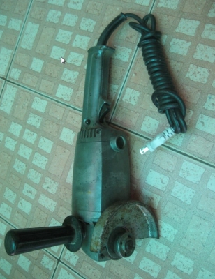 ขายด่วนหินเจีย 5" Makita 9005 แท้แน่นอน 100\%