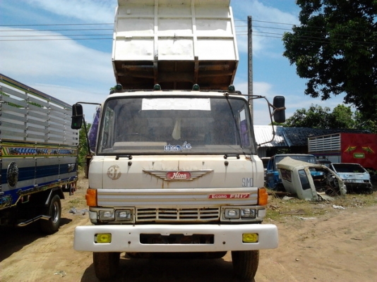 ขายตัด ลงบ่อ วิ่งลาน ทำเทเลอร์ 10ล้อ2เพลาดั๊มสภาพเดิมๆ HINO F-17 FM177 ปี33 เครื่องเดิมEH700 168HP แห้งดีไม่เยิ้ม แรงดีไม่มีหลวม เกียร์เดิม สโลวพร้อม มีD-L ช่วงล่างแน่น คัสซีสวยเดิมไม่เคยทำสี ยางดี10เส้น กระบะดั๊มเหล็กKAC สภาพดี หัวบาง ภายในครบ มีผุนิดๆกั