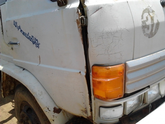 ขายตัด ลงบ่อ วิ่งลาน ทำเทเลอร์ 10ล้อ2เพลาดั๊มสภาพเดิมๆ HINO F-17 FM177 ปี33 เครื่องเดิมEH700 168HP แห้งดีไม่เยิ้ม แรงดีไม่มีหลวม เกียร์เดิม สโลวพร้อม มีD-L ช่วงล่างแน่น คัสซีสวยเดิมไม่เคยทำสี ยางดี10เส้น กระบะดั๊มเหล็กKAC สภาพดี หัวบาง ภายในครบ มีผุนิดๆกั