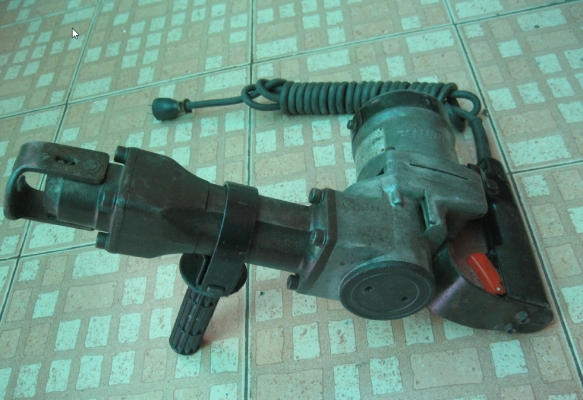 ขายด่วนแย๊กกระแทก Makita HM1201 เดิมๆแท้100\%คับ