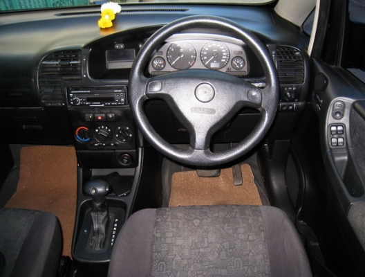 ขายเชฟโรเลต ซาฟีร่าปี2003 รุ่น1.8CDรถบ้าน เจ้าของขายเอง