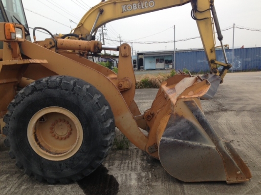 Komatsu Model WA300-1 ปี1986 8,515ช.ม. Komatsu Model WA300-1 ปี1986 8,515ช.ม.