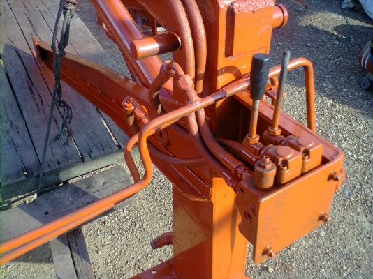 ขายชุดตักรถไถ  เดิมทีใช้อยู่กับรถไถ 42  แรงครับ