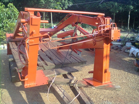 ขายชุดตักรถไถ  เดิมทีใช้อยู่กับรถไถ 42  แรงครับ