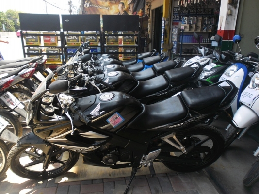 เหมาๆCBR150ปี51-53ราคาต่อรองกันใด้ลูกค้าจองแล้ว