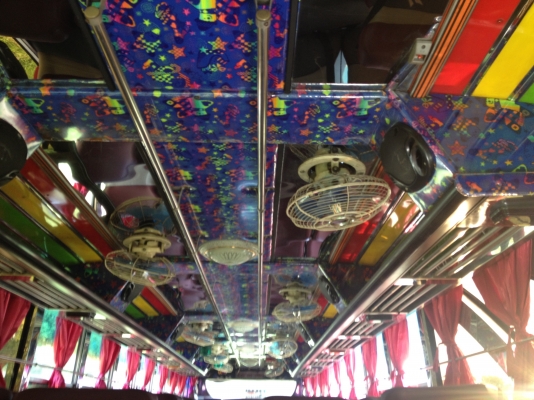 ขายรถบัสพัดลม 12 เมตรสภาพเยี่ยม ภายในใหม่กิ๊ก เบาะใหม่ ม่านใหม่ มีเข็มขัดนิรภัย แต่งไว้ดีแล้ว เอาไป ไม่ต้องแต่งอะไรวิ่งได้เลย