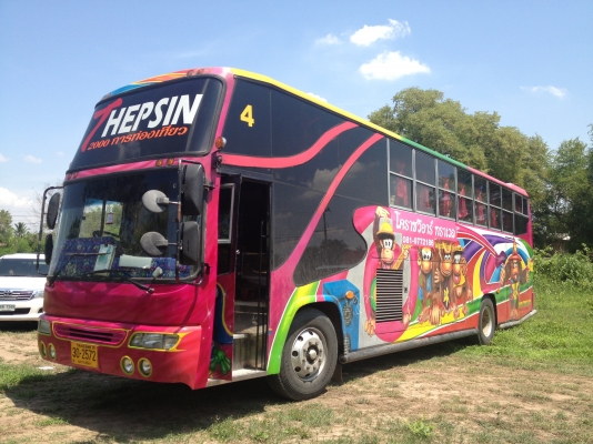 ขายรถบัสพัดลม 12 เมตรสภาพเยี่ยม ภายในใหม่กิ๊ก เบาะใหม่ ม่านใหม่ มีเข็มขัดนิรภัย แต่งไว้ดีแล้ว เอาไป ไม่ต้องแต่งอะไรวิ่งได้เลย