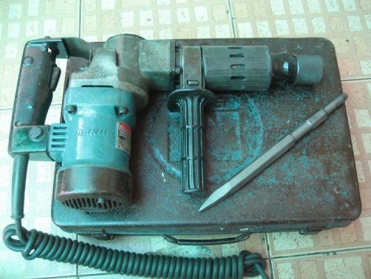 ขายด่วนแย๊กกระแทก Makita HM0810เดิมๆแท้100\%คับ