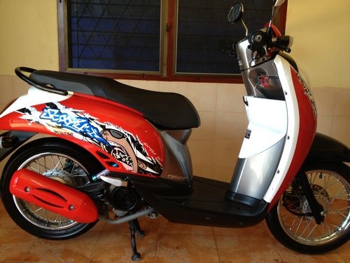 SCOOPY IลายACTTIVE BOY รถปี2012วิ่ง3xxxโล สภาพสวยมีเล่มพร้อมโอน