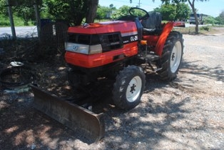 ขายรถไถ Kubota GL 26 (4WD) พร้อมดันหน้าและผานพรวน