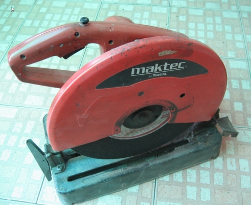 ขายด่วนไฟเบอร์ตัดเหล็ก maktec MT240 2000W 3800/min