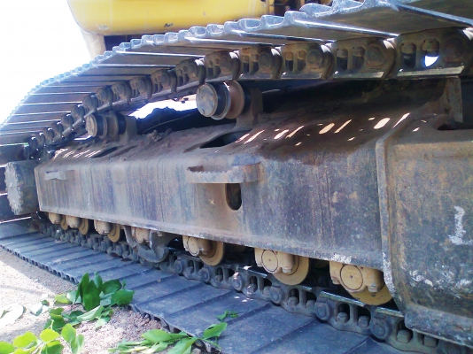 ขาย..รถขุด KOMATSU PC200-7 รถสวยแจ่ม แรงดี สภาพใหม่ทั้งคัน มีทะเบียนครบ ราคาต่อรองได้อีก..