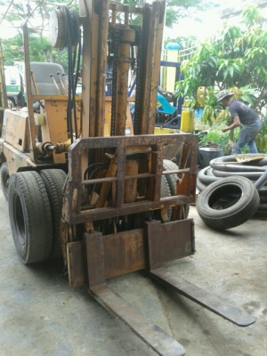 ขายรถยกขนาด 2ตันล้อคู่ งาเทได้ TOYOTA