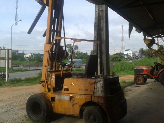 ขายรถยกขนาด 2ตันล้อคู่ งาเทได้ TOYOTA  เก่านอกไม่เคยใช้งานในไทย