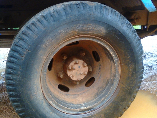 ISUZU TL100 เครื่อง 4BC2ฝาดำ ด่วนครับราคาตัดพ่อค้าจาก228000 ISUZU TL100 เครื่อง 4BC2ฝาดำ ด่วนครับราคาตัดพ่อค้าจาก228000