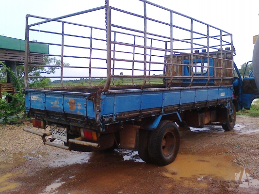 ISUZU TL100 เครื่อง 4BC2ฝาดำ ด่วนครับราคาตัดพ่อค้าจาก228000 ISUZU TL100 เครื่อง 4BC2ฝาดำ ด่วนครับราคาตัดพ่อค้าจาก228000