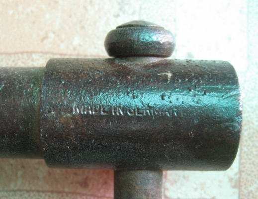 ขายปากกาจับชิ้นงาน C-CLAMP MADE IN GERAMANY ยาว 65cm. กว้าง38cm.