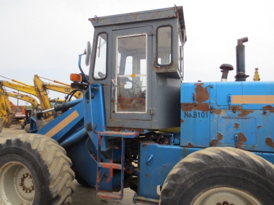 510-15416รถตักล้อยางรถจอดที่(CSนวนคร)แล้วครับ