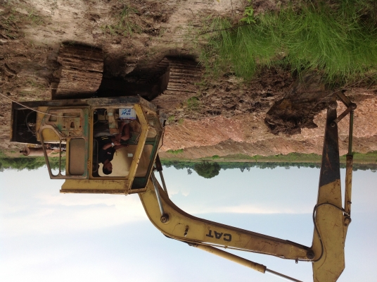 รถแม็คโครcat E110B