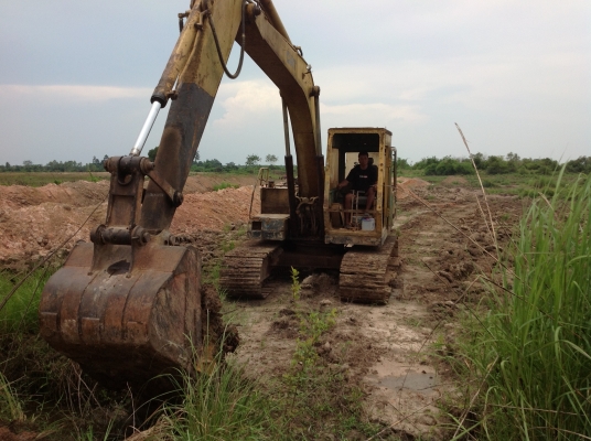 รถแม็คโครcat E110B