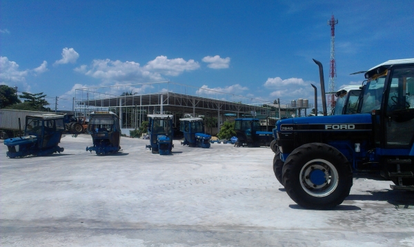 รถไถฟอร์ด นิวฮอลแลนด์เข้าแล้ว วันนี้