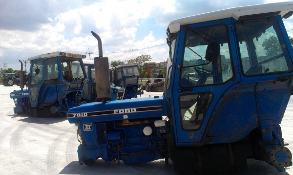 รถไถฟอร์ด นิวฮอลแลนด์เข้าแล้ว วันนี้