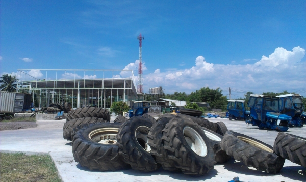 รถไถฟอร์ด นิวฮอลแลนด์เข้าแล้ว วันนี้