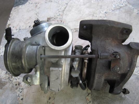 ขายเทอร์โบ volvo td04hl-13t  6,500 เก่าญี่ปุ่นรุนนิดหน่อย