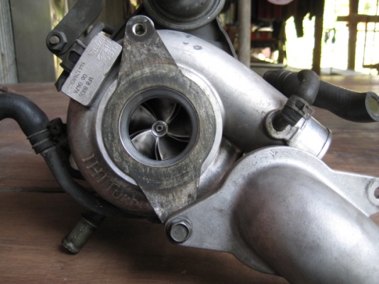 ขายเทอร์โบ ihi subaru b52 ขนาดเท่า z18  7,500