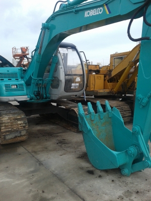 ขายรถแบคโฮ  KOBELCO SK100 รถนำเข้า ไม่ผ่านการใช้งานในประเทศไทย