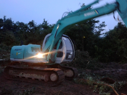 ขายรถแบคโฮ  KOBELCO SK100 รถนำเข้า ไม่ผ่านการใช้งานในประเทศไทย