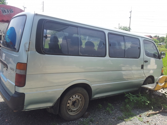 รถตู้ TOYOTA หัวจรวด