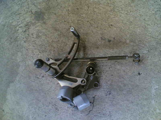 ขายอะไหร่บังโคลน/เกียร์โยง/สติ๊กเกอร์ NSR150SP/ท่อตระกูล RX