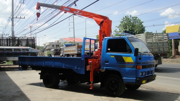 ISUZU NKR เครนTADANO ดาวน์45000ผ่อน10300/48เดือน